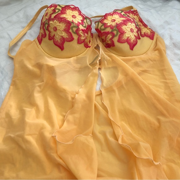 Vogue Dessous lettuce hem floral embroidery babydoll. - Picture 1 of 9